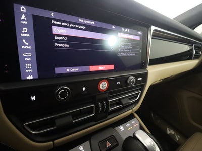 2023 Porsche Macan Base