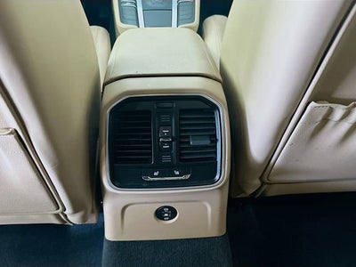 2019 Porsche Macan Base