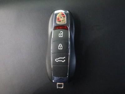 2021 Porsche Macan Base