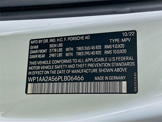 2023 Porsche Macan Base