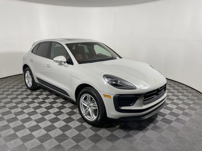 2026 Porsche Macan Base