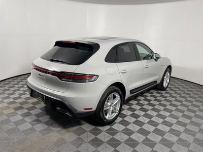 2026 Porsche Macan Base