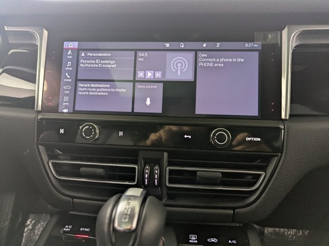 2026 Porsche Macan Base