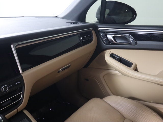 2021 Porsche Macan Base