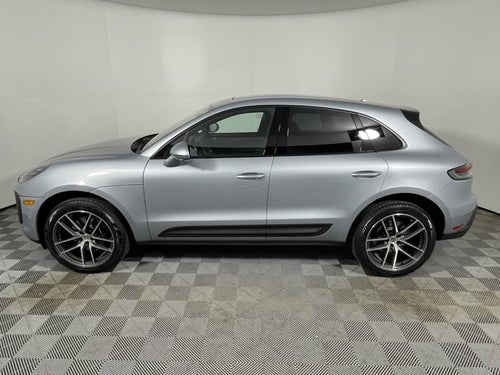 2025 Porsche Macan Base