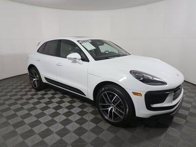 2025 Porsche Macan Base