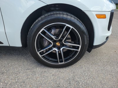 2021 Porsche Macan Base