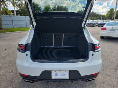 2021 Porsche Macan Base