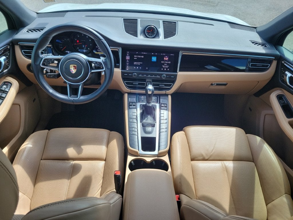2021 Porsche Macan Base