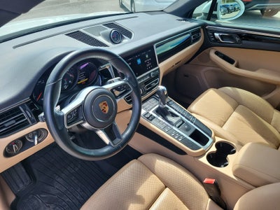 2021 Porsche Macan Base