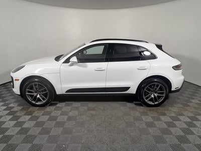 2026 Porsche Macan Base