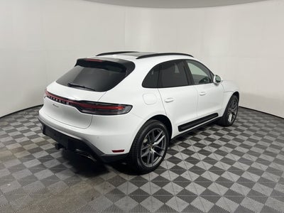 2026 Porsche Macan Base