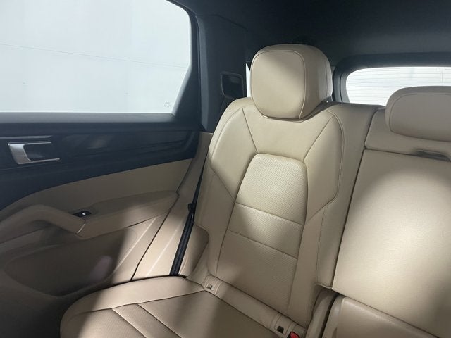 2023 Porsche Cayenne AWD
