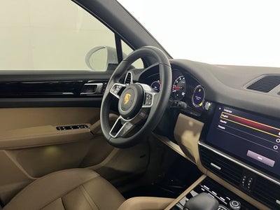 2023 Porsche Cayenne Base
