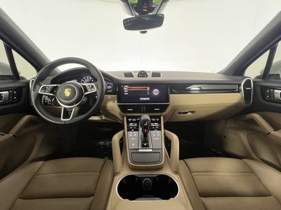 2023 Porsche Cayenne Base