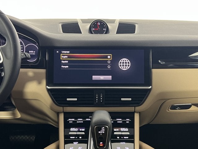 2023 Porsche Cayenne Base