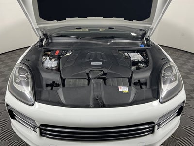 2023 Porsche Cayenne Base