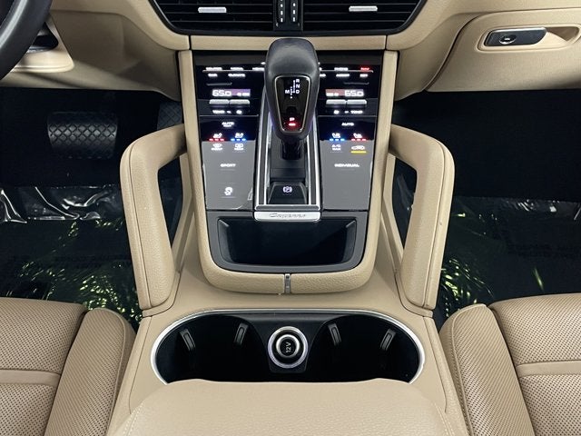 2023 Porsche Cayenne Platinum Edition