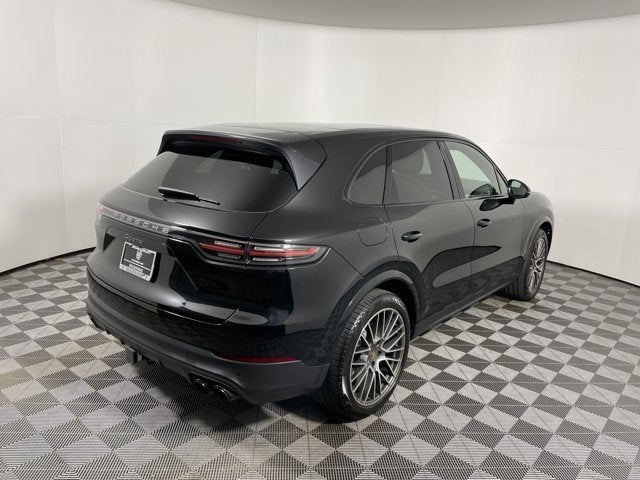 2023 Porsche Cayenne Platinum Edition