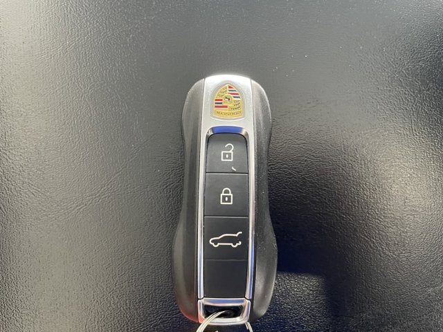 2023 Porsche Cayenne Base