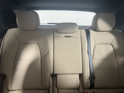 2023 Porsche Cayenne Base