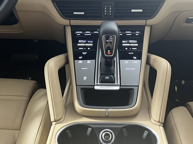 2023 Porsche Cayenne Base