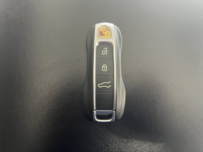 2023 Porsche Cayenne Base