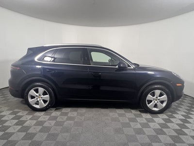 2023 Porsche Cayenne Base