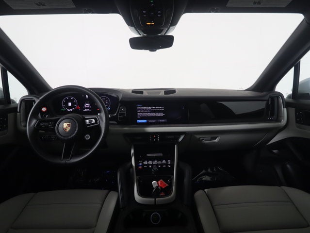 2025 Porsche Cayenne AWD