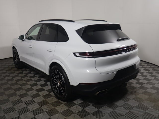 2025 Porsche Cayenne AWD