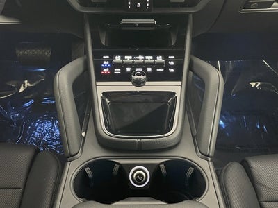 2024 Porsche Cayenne Base