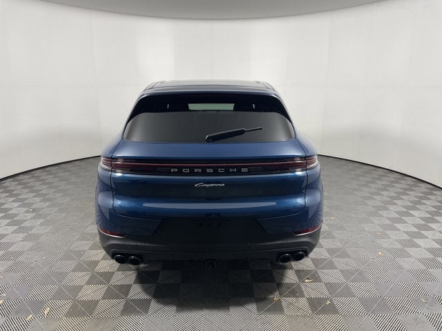 2024 Porsche Cayenne Base