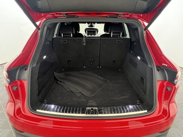2023 Porsche Cayenne Base