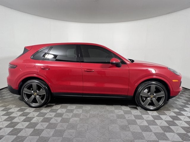 2023 Porsche Cayenne Base