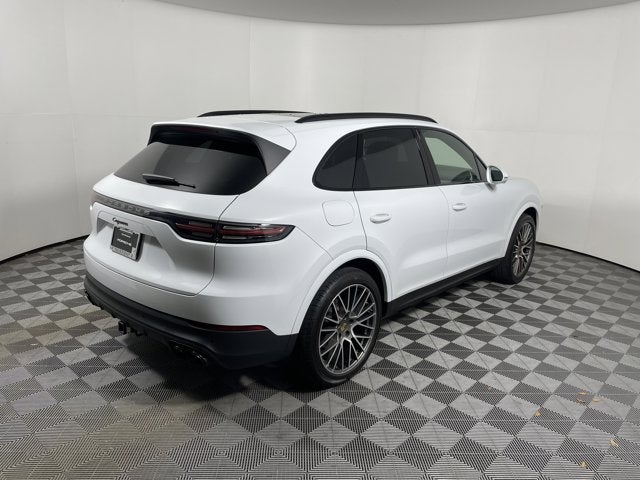 2023 Porsche Cayenne Platinum Edition