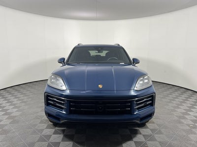 2025 Porsche Cayenne Base