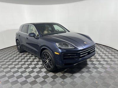 2025 Porsche Cayenne Base