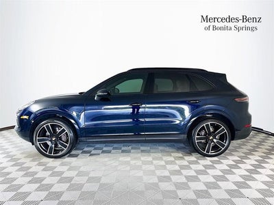 2022 Porsche Cayenne Base