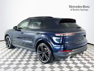 2022 Porsche Cayenne Base
