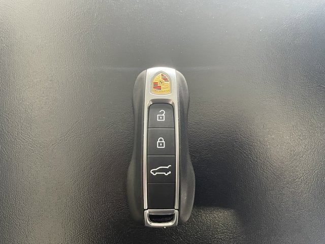 2025 Porsche Cayenne AWD