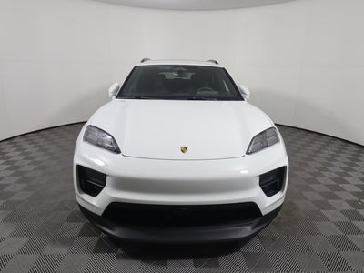 2025 Porsche Macan Electric 4
