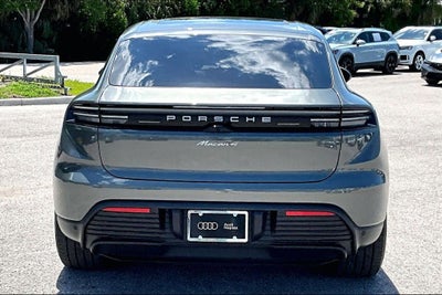 2025 Porsche Macan Electric 4