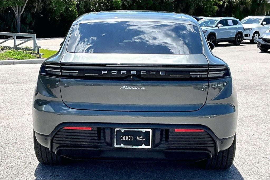 2025 Porsche Macan Electric 4