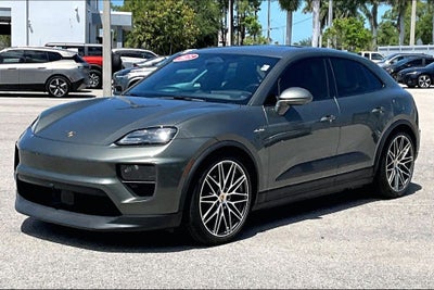 2025 Porsche Macan Electric 4
