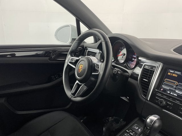 2016 Porsche Macan AWD 4dr S