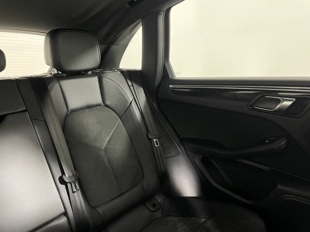 2016 Porsche Macan AWD 4dr S