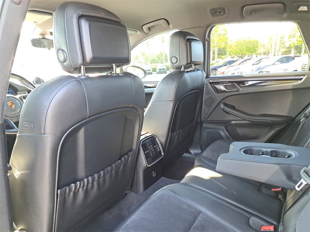 2021 Porsche Macan S