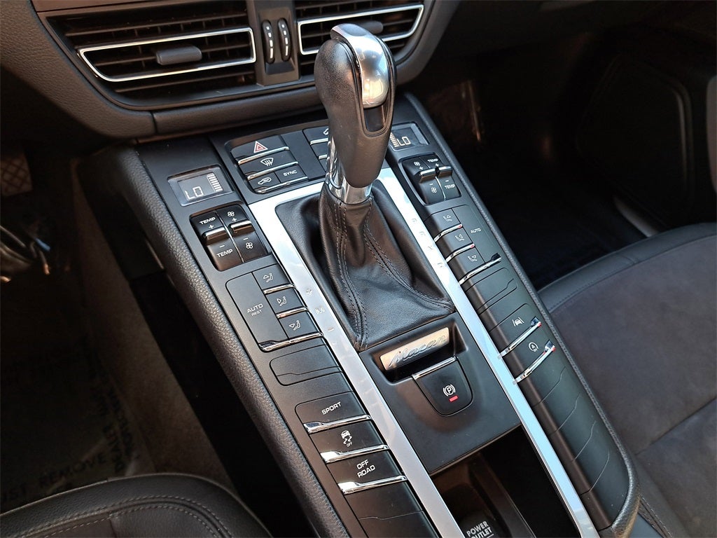 2021 Porsche Macan S