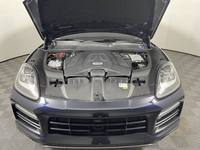 2023 Porsche Cayenne S Platinum Edition