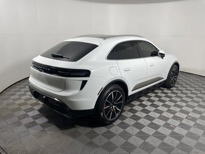 2025 Porsche Macan Electric Turbo